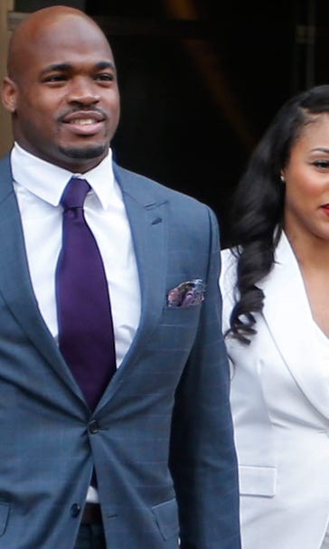 Peterson says 'of course' he wants to be with Vikings in 2015